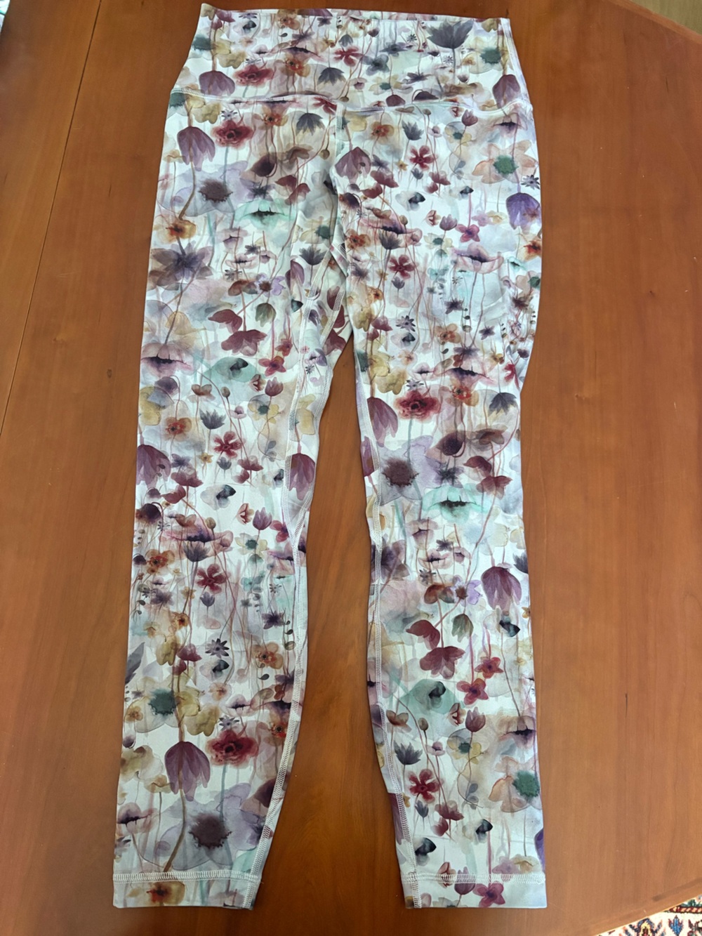 Lululemon athletica Floral Leggings in light gray with rose & Green Accents